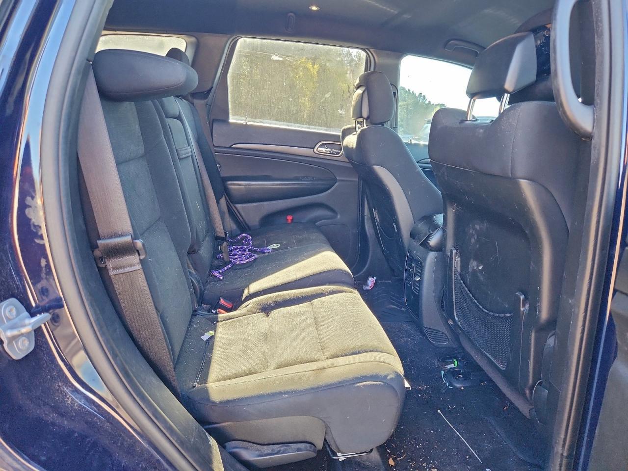 2016 Jeep Grand Cherokee - zdjęcie 11