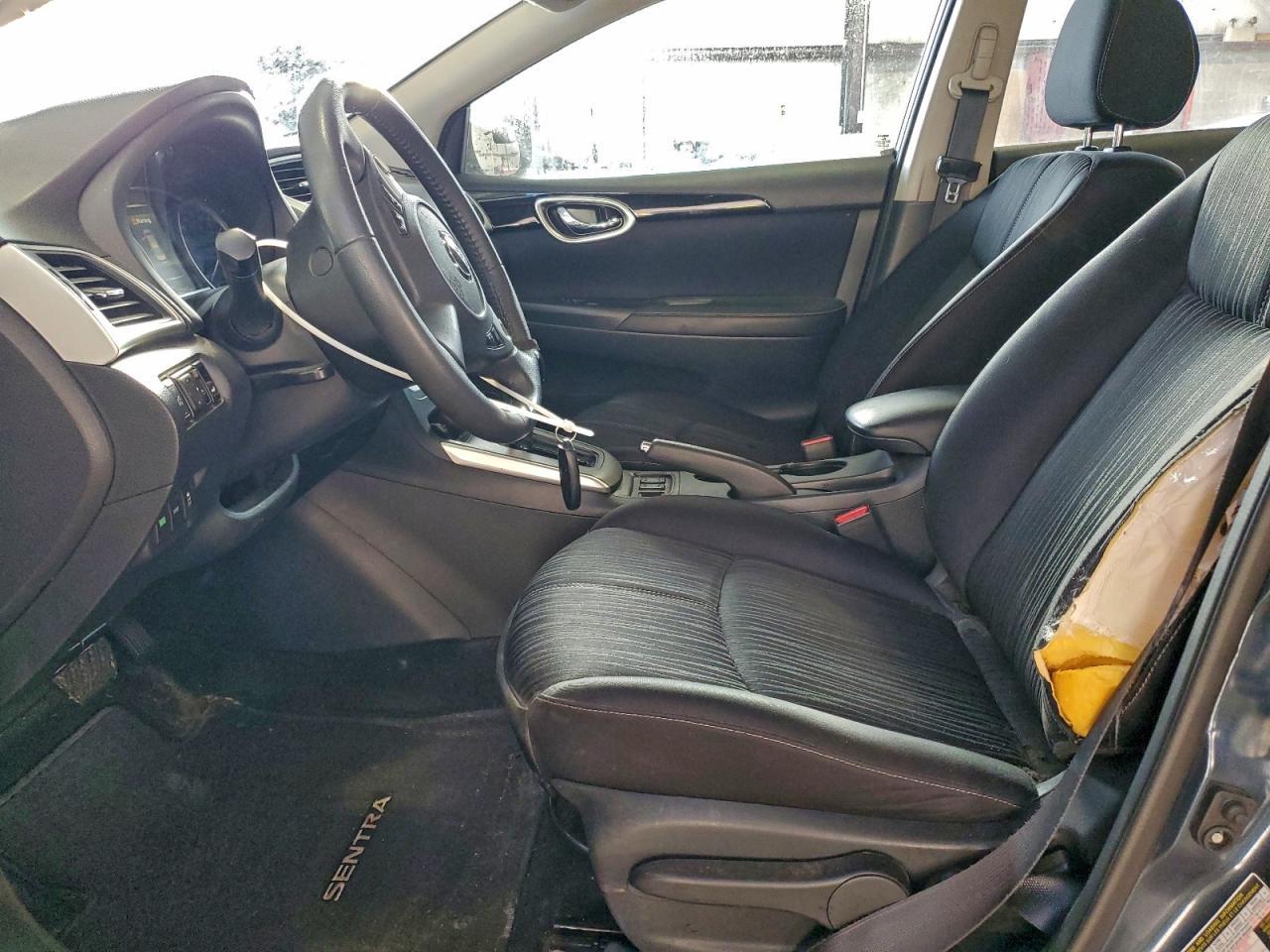 2017 Nissan Sentra - zdjęcie 7