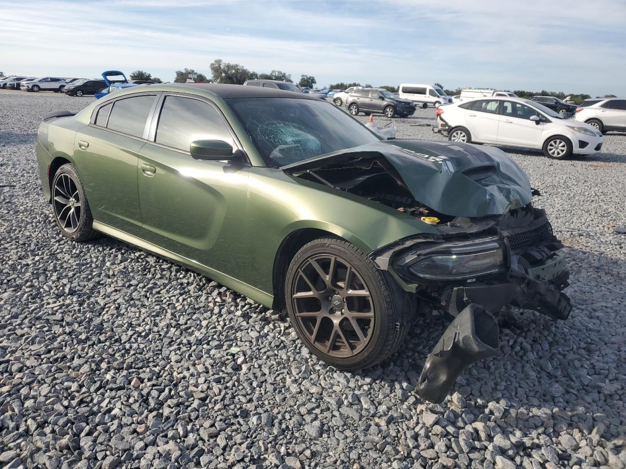 2019 Dodge Charger R - zdjęcie 4