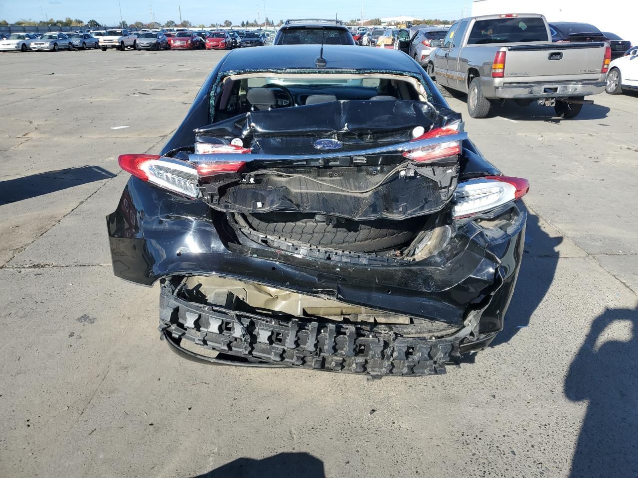 2017 Ford Fusion - zdjęcie 6