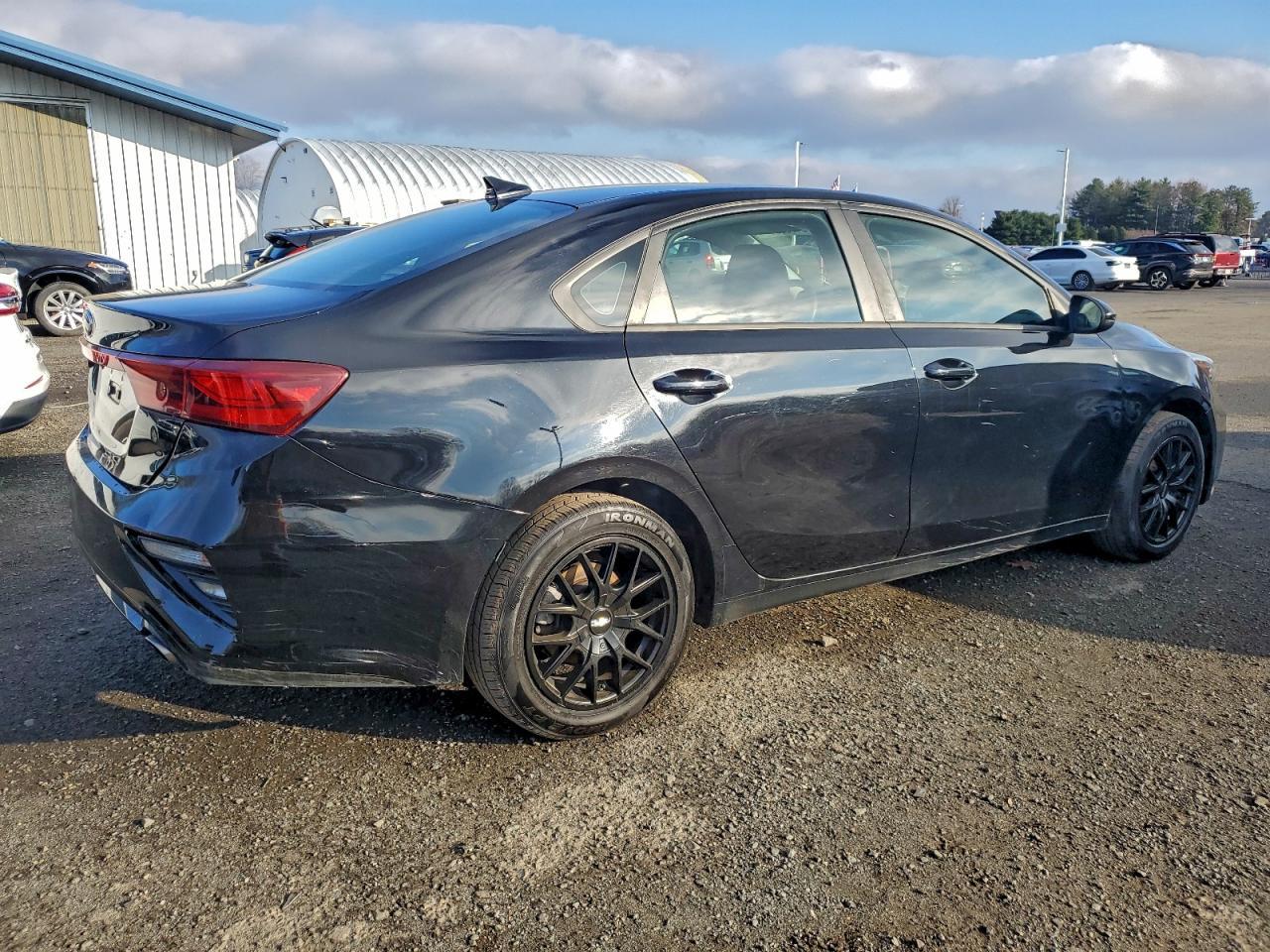 2019 Kia Forte - zdjęcie 3