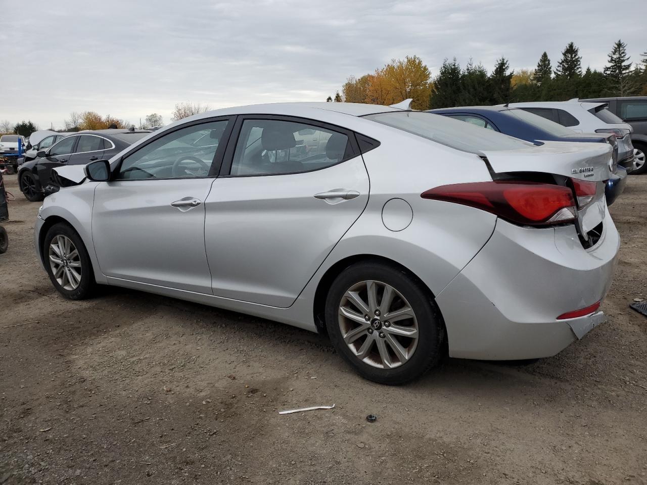 2016 Hyundai Elantra - zdjęcie 2