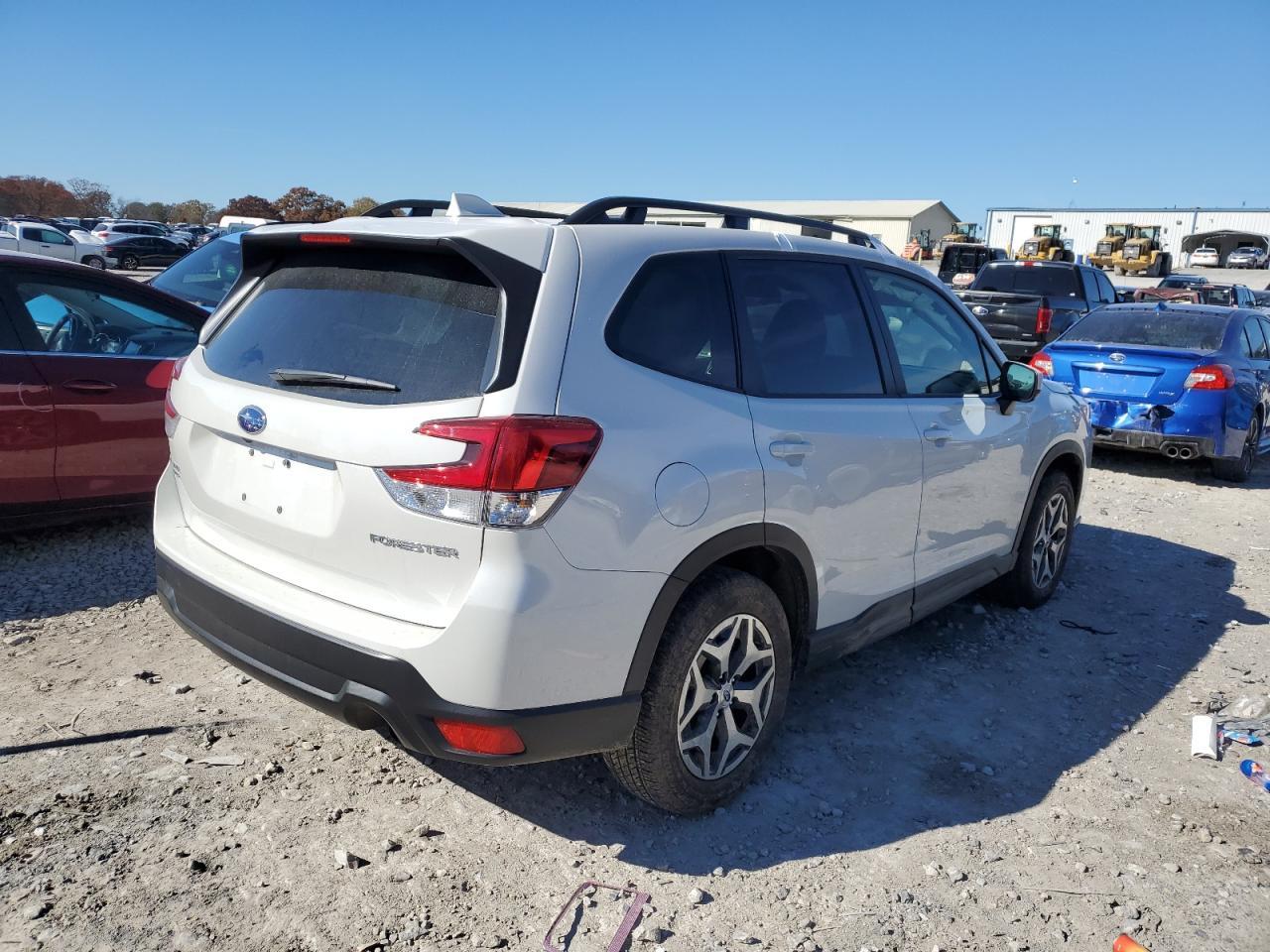 2023 Subaru Forester - zdjęcie 3