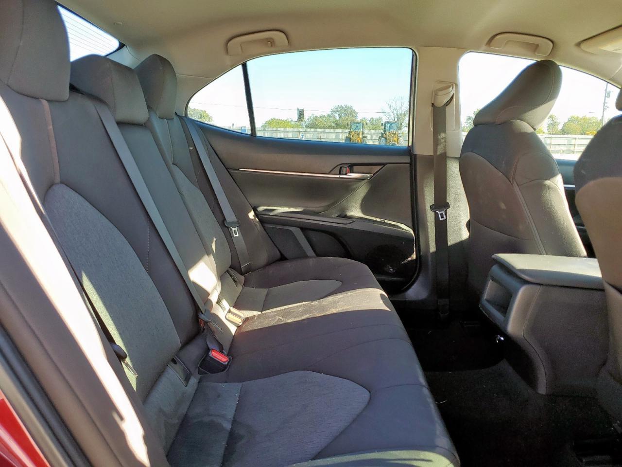 2019 Toyota Camry - zdjęcie 10