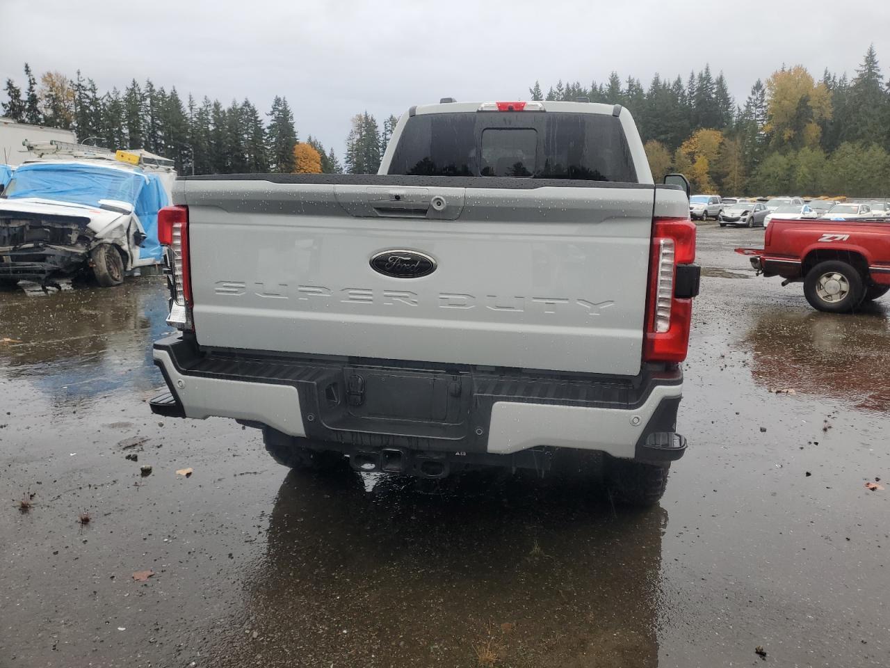 2025 Ford F250 - zdjęcie 6