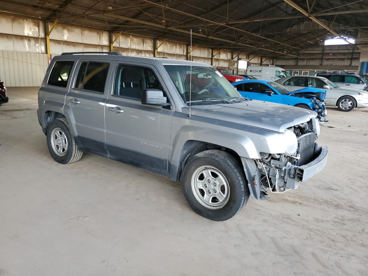 2017 Jeep Liberty (Patriot) - zdjęcie 4