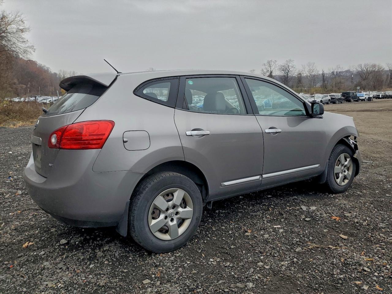 2013 Nissan Rogue - zdjęcie 3