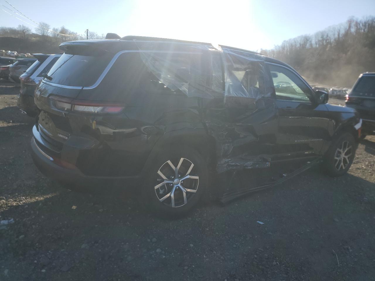 2025 Jeep Grand Cherokee L Limited - zdjęcie 3