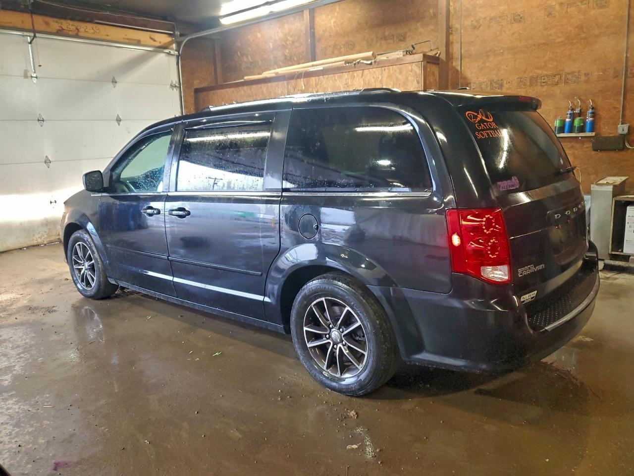 2017 Dodge Caravan - zdjęcie 2