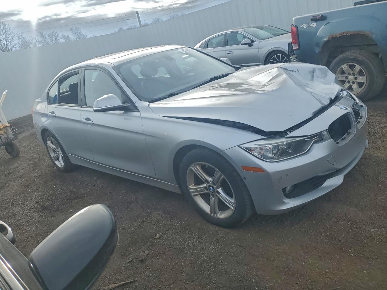 2013 BMW Seria 3 - zdjęcie 4