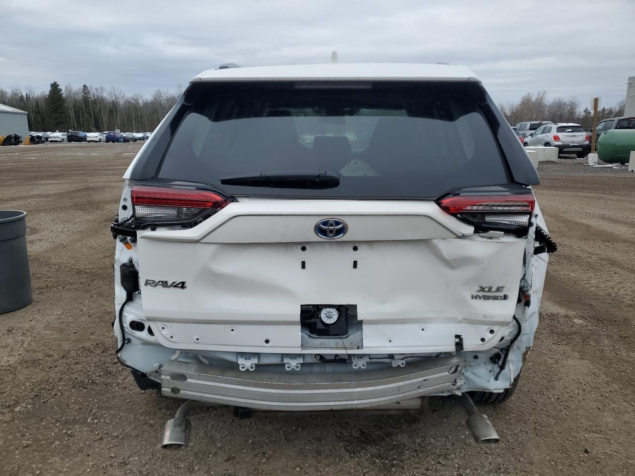 2024 Toyota RAV 4 - zdjęcie 6