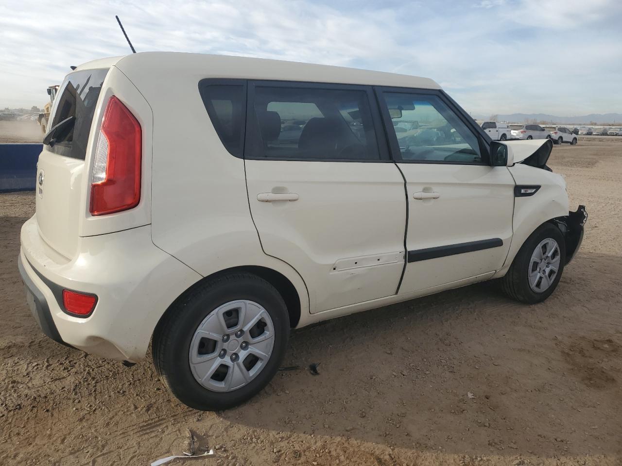 2013 Kia Soul Base - zdjęcie 3