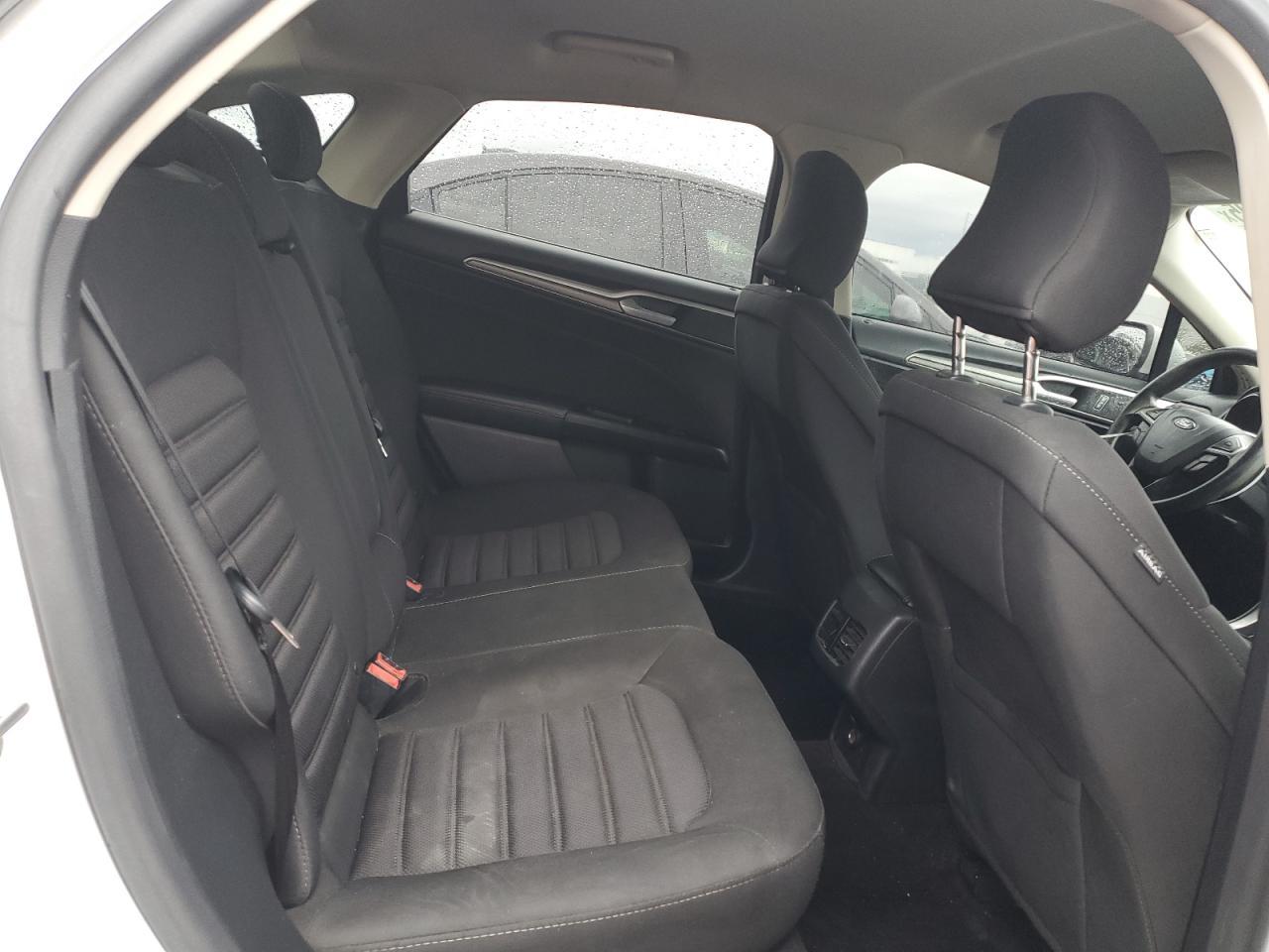 2017 Ford Fusion Se - zdjęcie 10