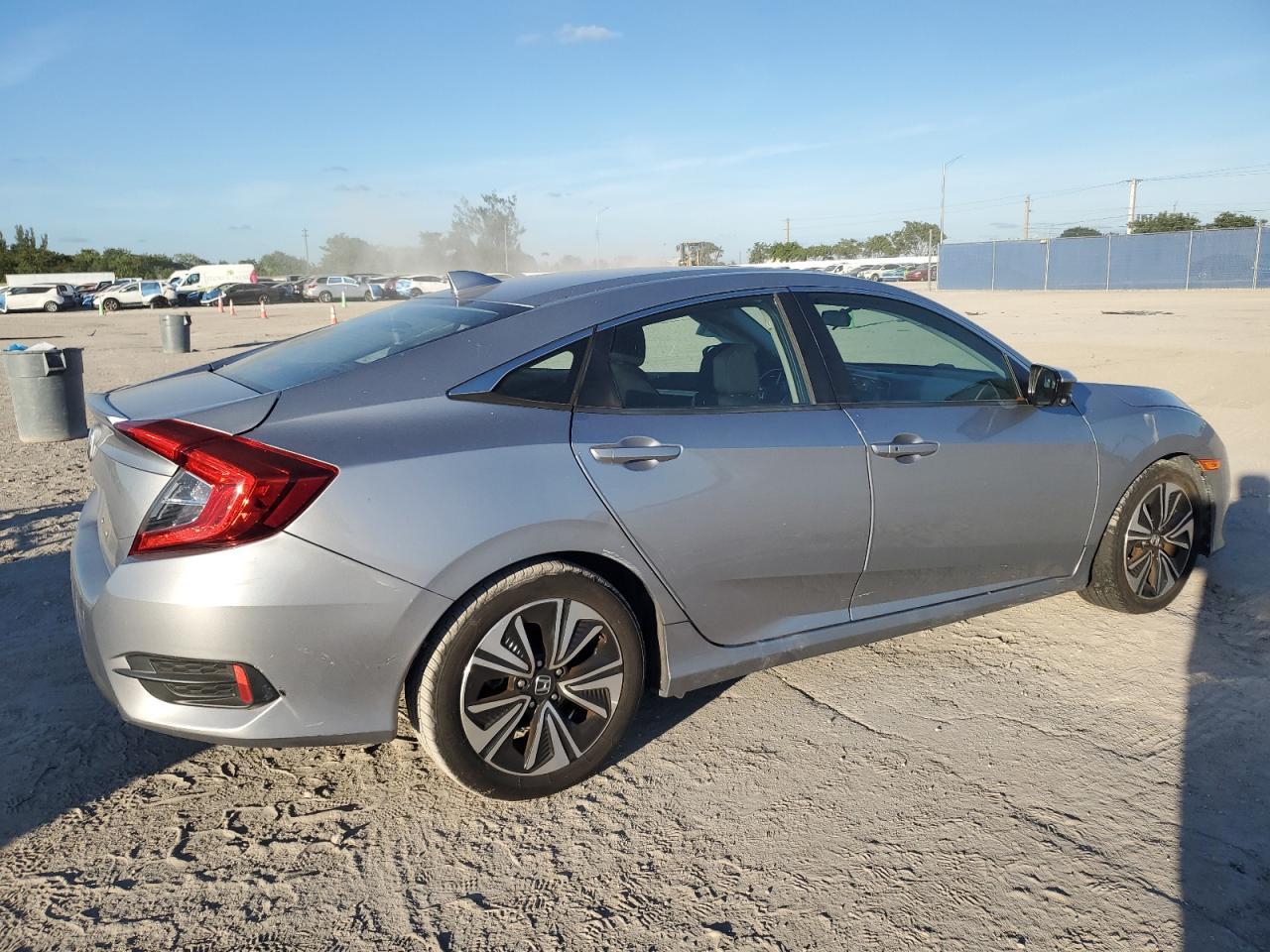 2016 Honda Civic - zdjęcie 3