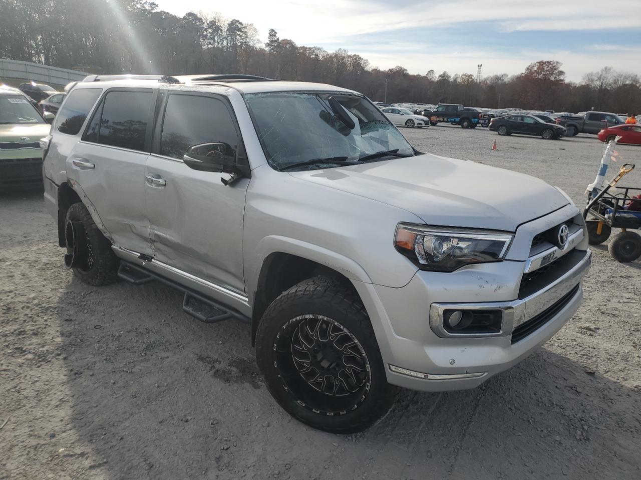 2018 Toyota 4Runner Sr5/Sr5 Premium - zdjęcie 4
