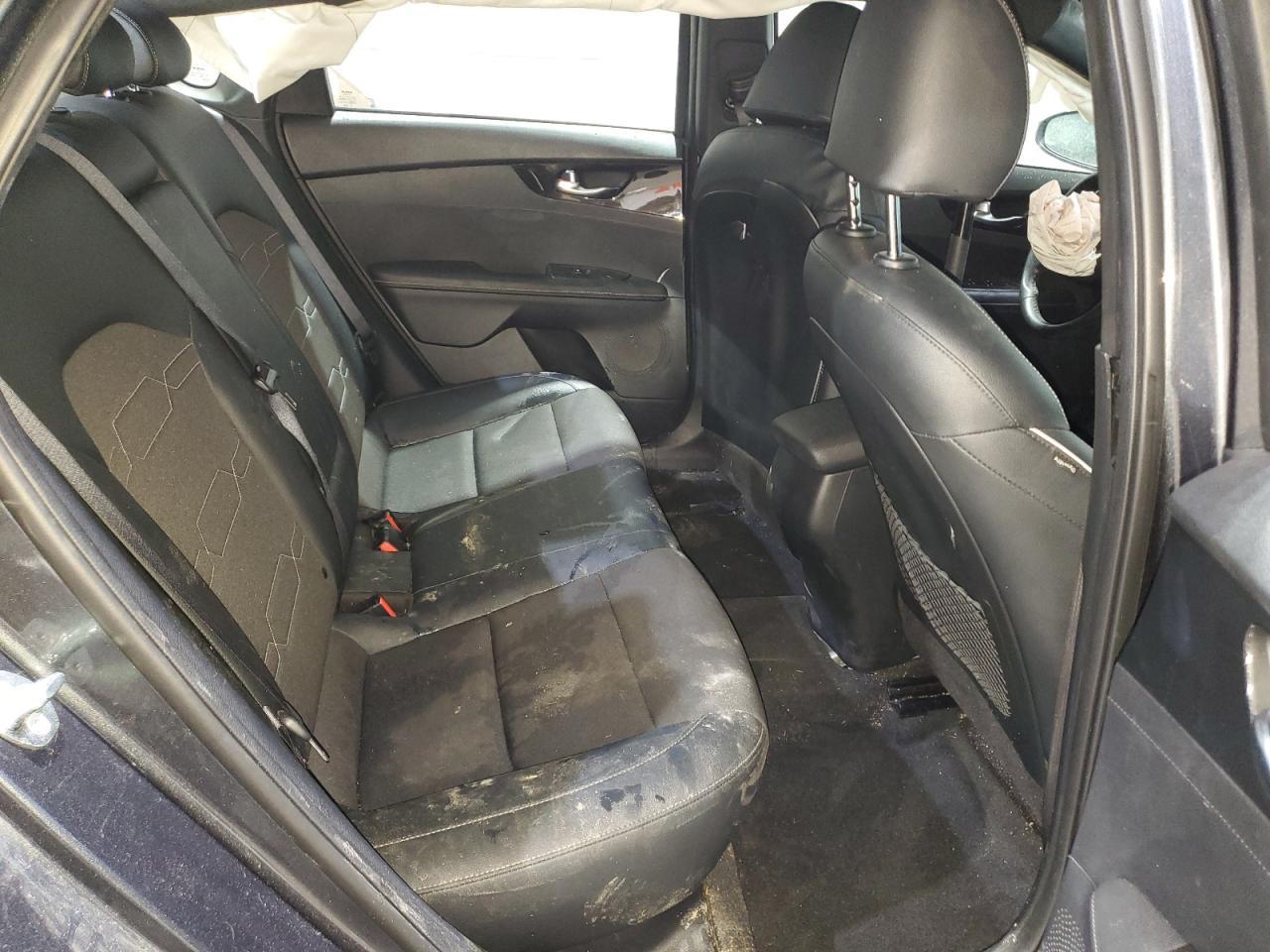 2022 Kia Forte Gt Line - zdjęcie 10