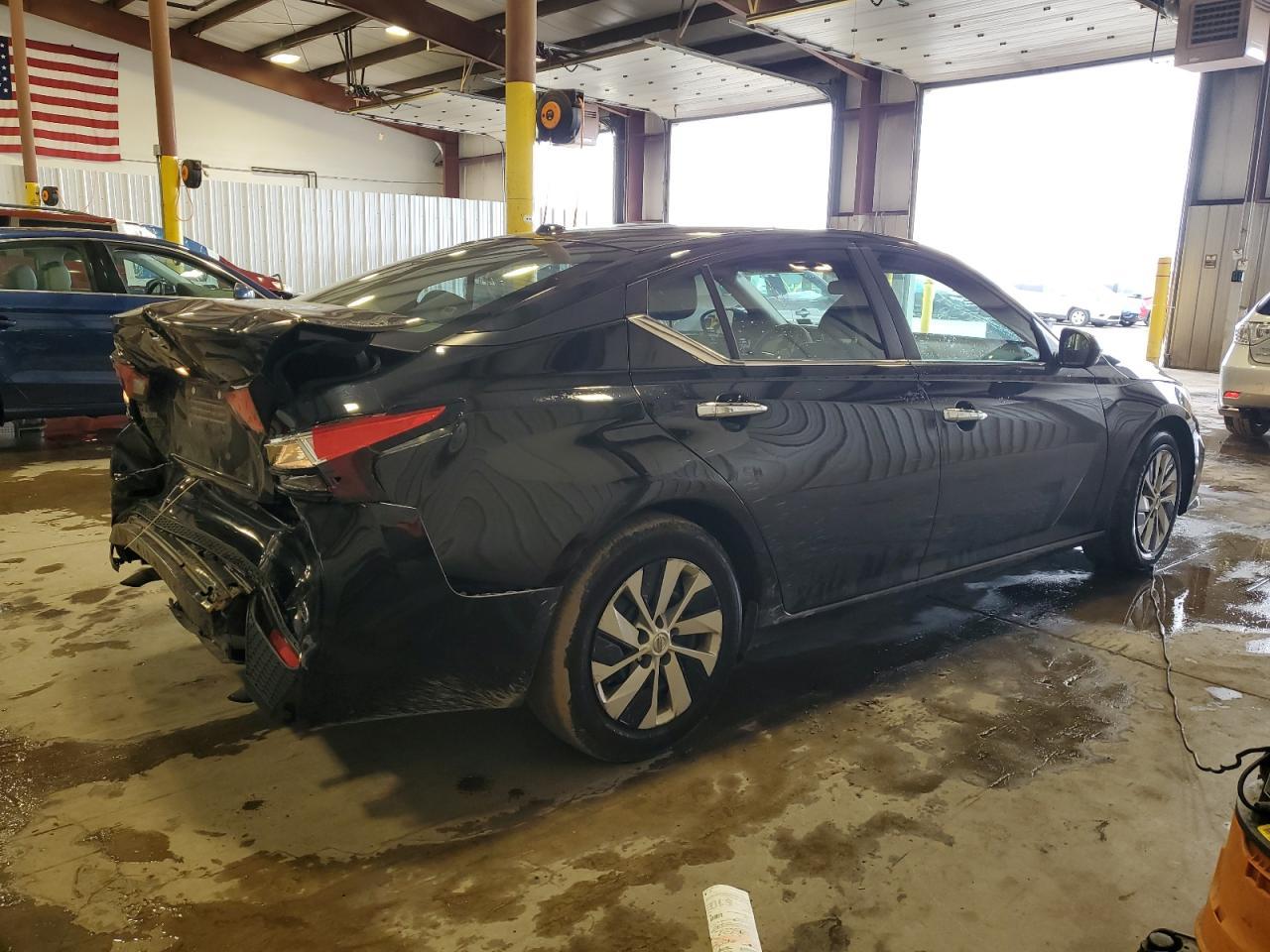 2019 Nissan Altima - zdjęcie 3