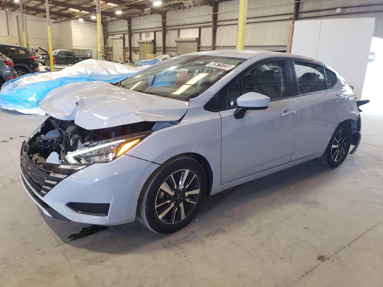 2025 Nissan Versa - zdjęcie główne