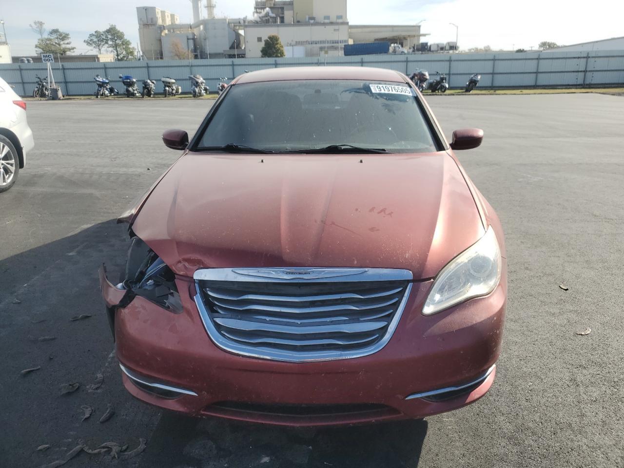 2013 Chrysler 200 - zdjęcie 5