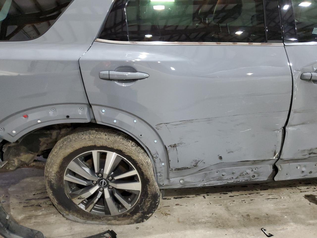 2024 Nissan Pathfinder Sl - zdjęcie 11