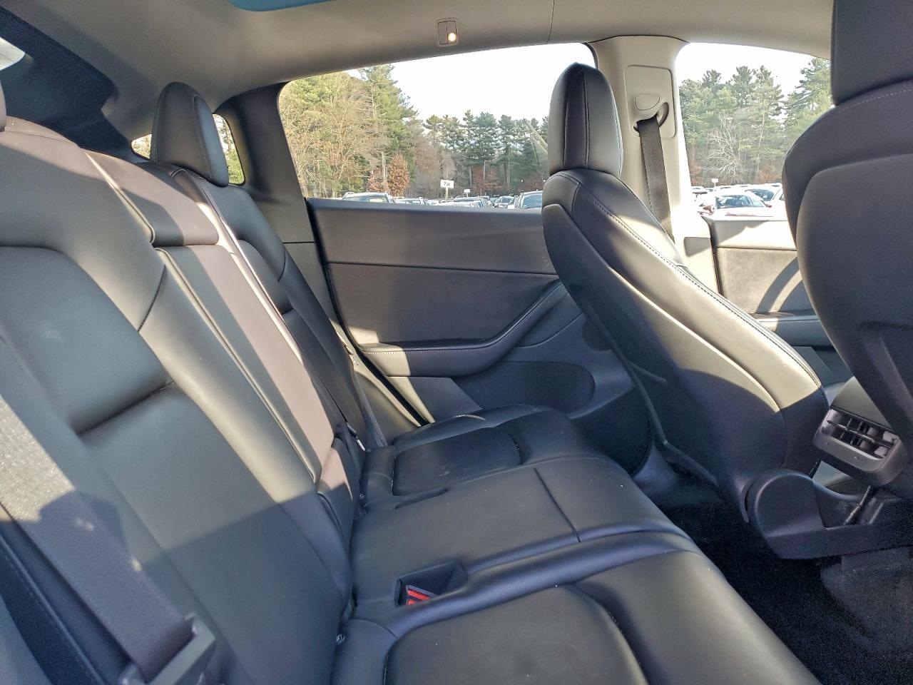 2022 Tesla Model Y - zdjęcie 10