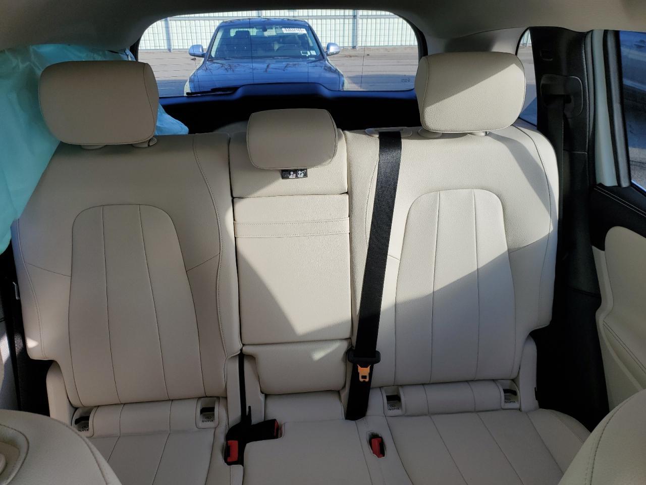 2023 Mercedes-Benz Glb 250 4Matic - zdjęcie 10