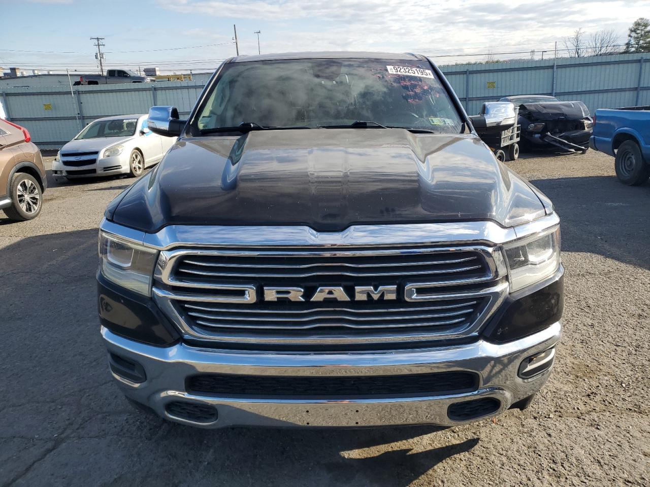 2019 RAM 1500 - zdjęcie 5