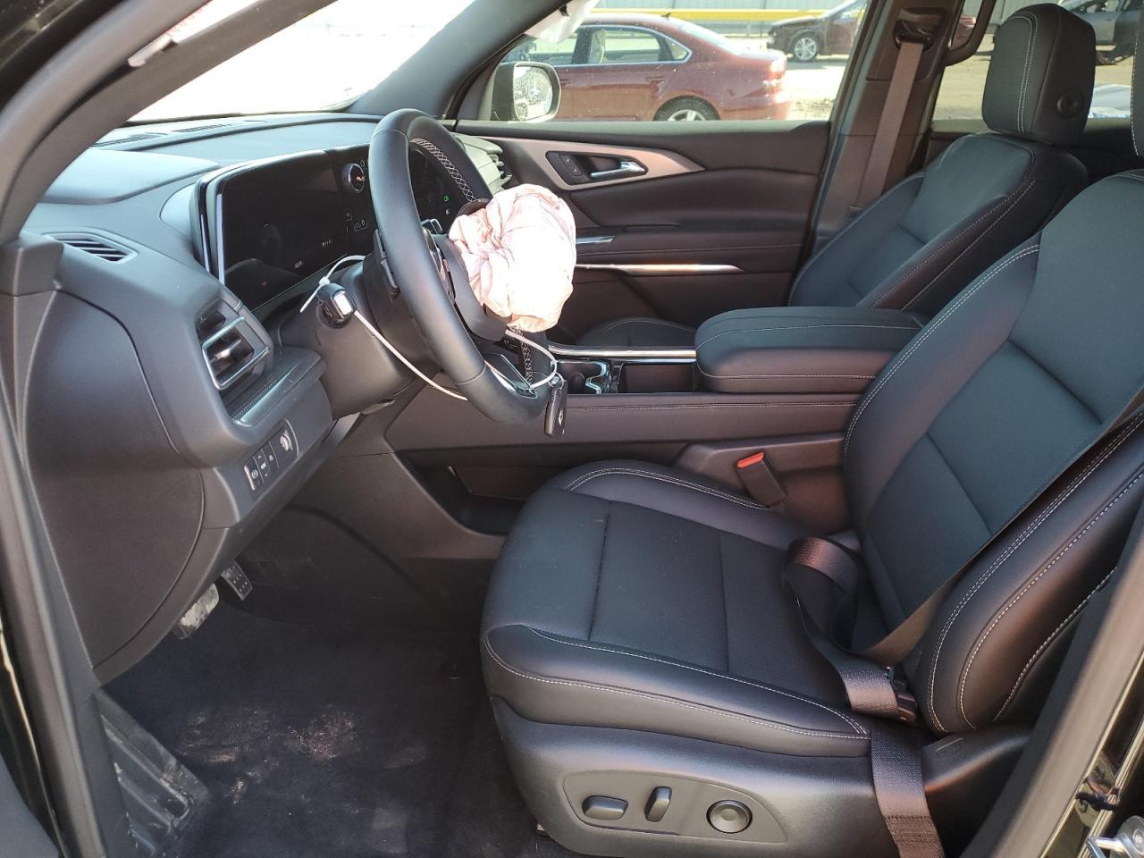 2025 Chevrolet Traverse Lt - zdjęcie 7