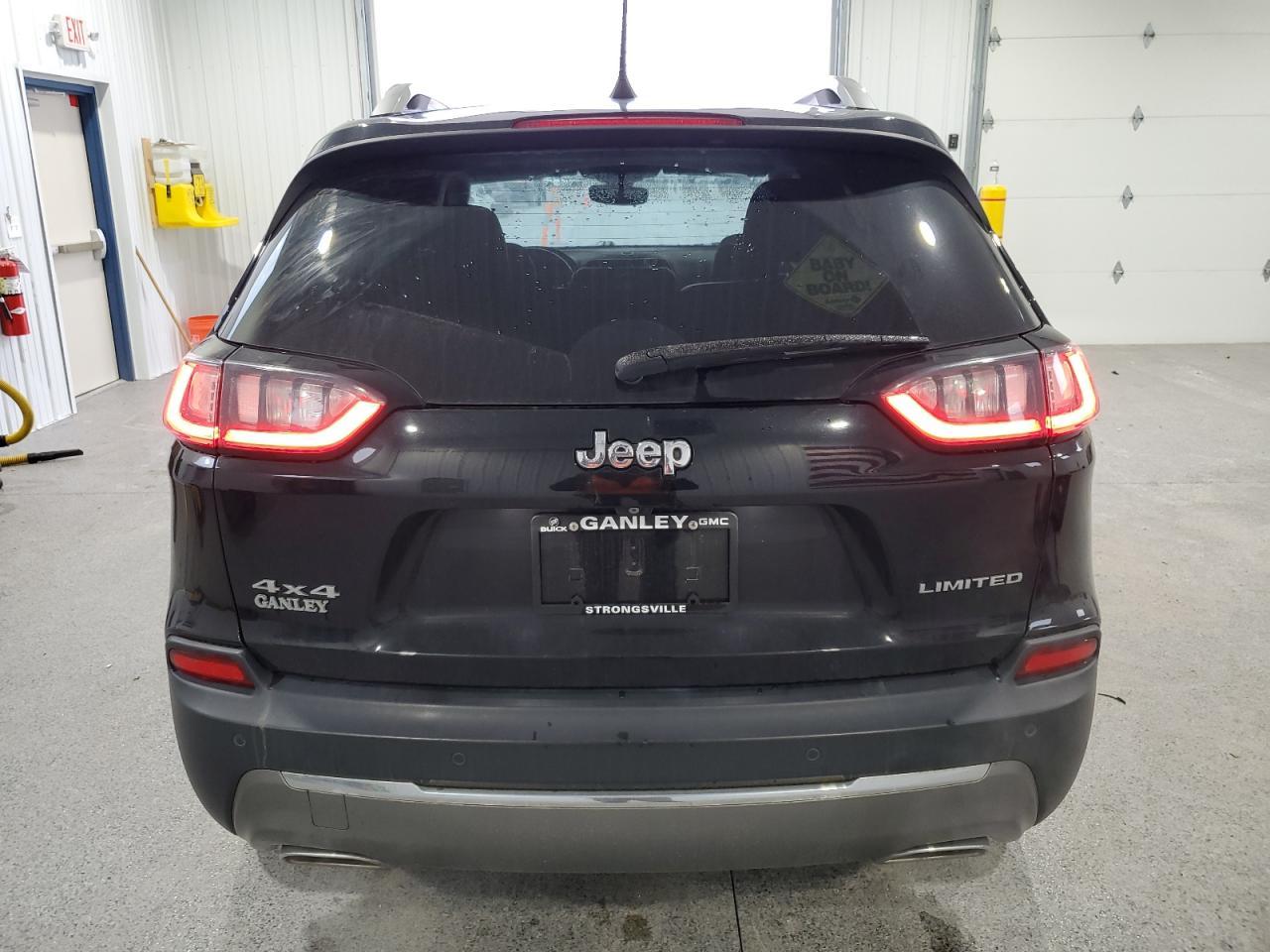 2019 Jeep Cherokee - zdjęcie 6
