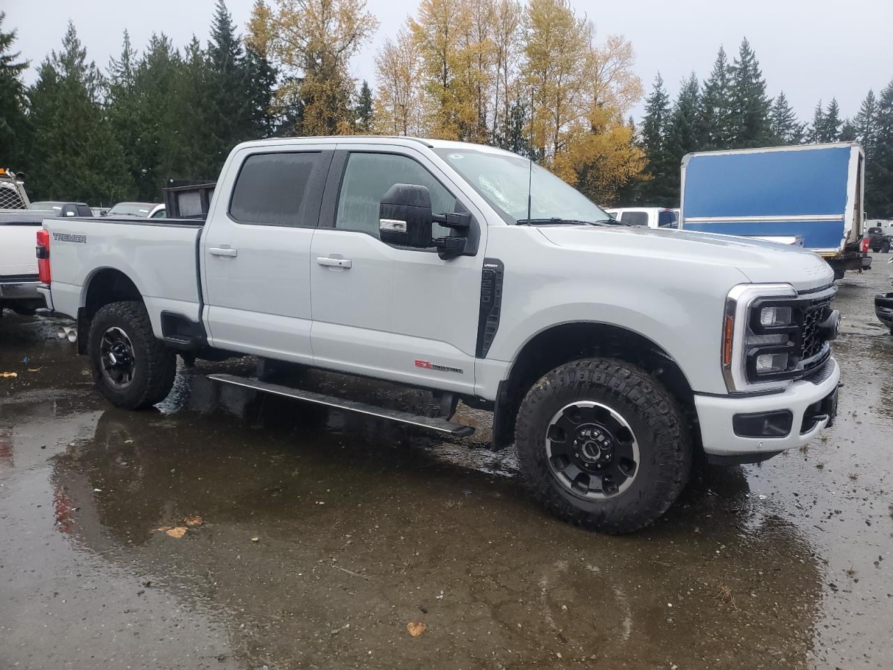 2025 Ford F250 - zdjęcie 4