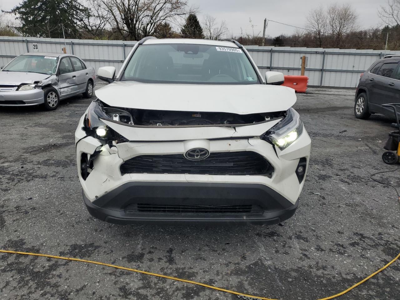 2022 Toyota RAV 4 - zdjęcie 5