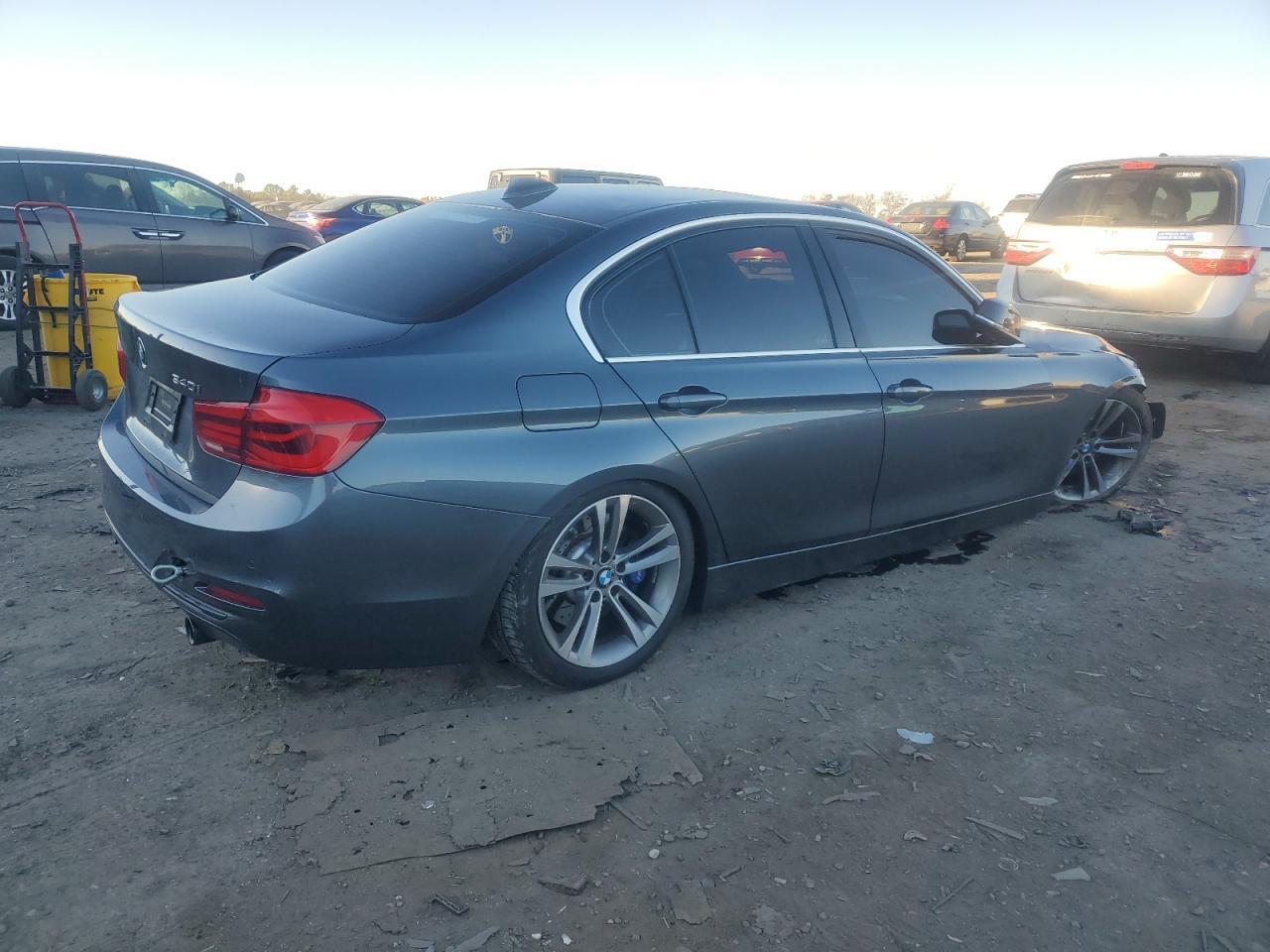 BMW Seria 3 - zdjęcie 3