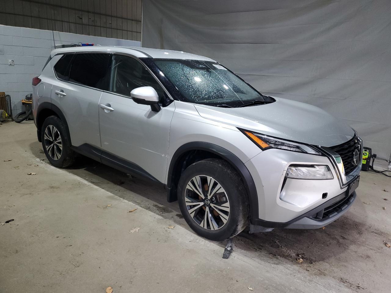 2021 Nissan Rogue Sv - zdjęcie 4