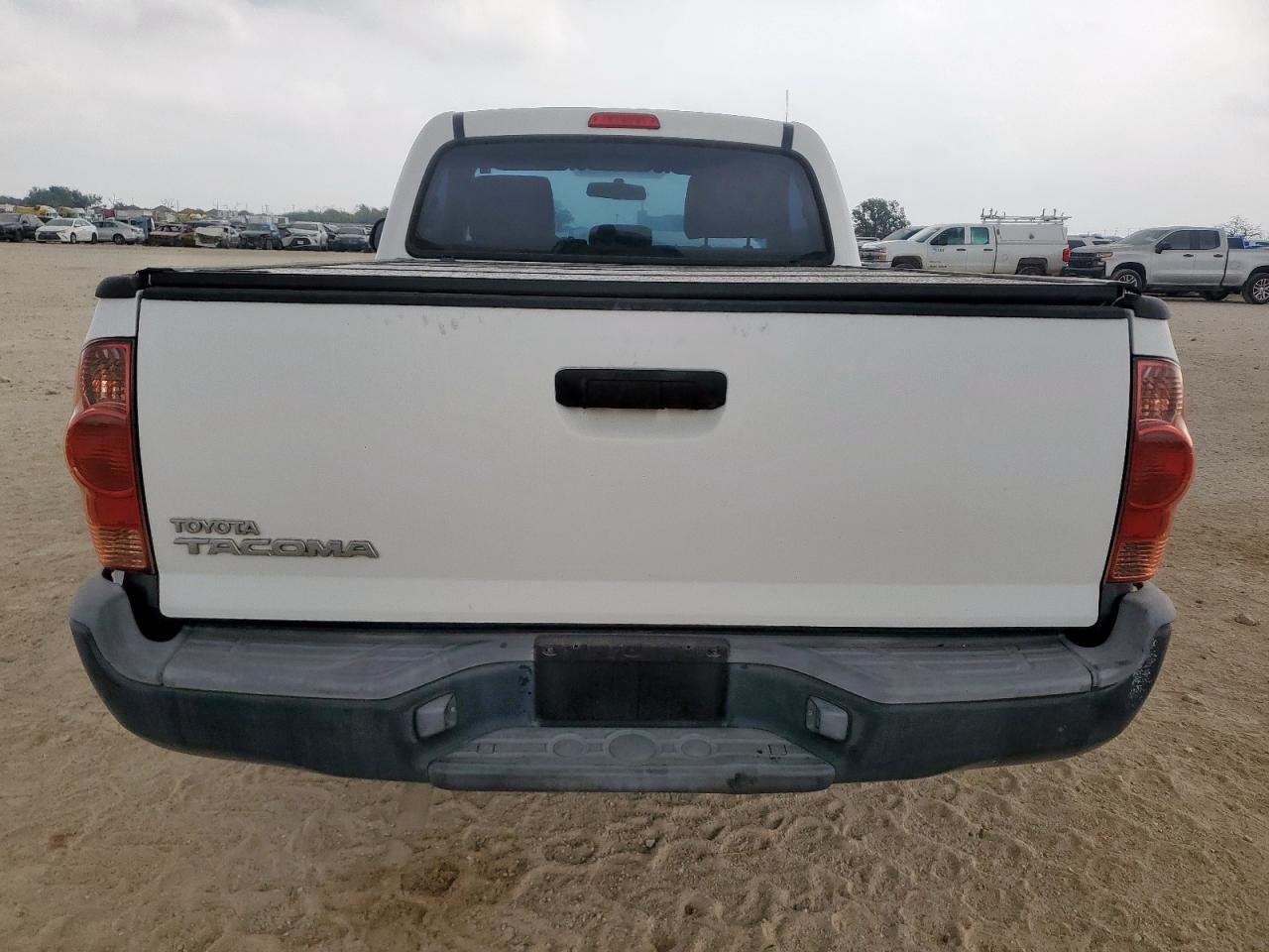 2014 Toyota Tacoma - zdjęcie 6