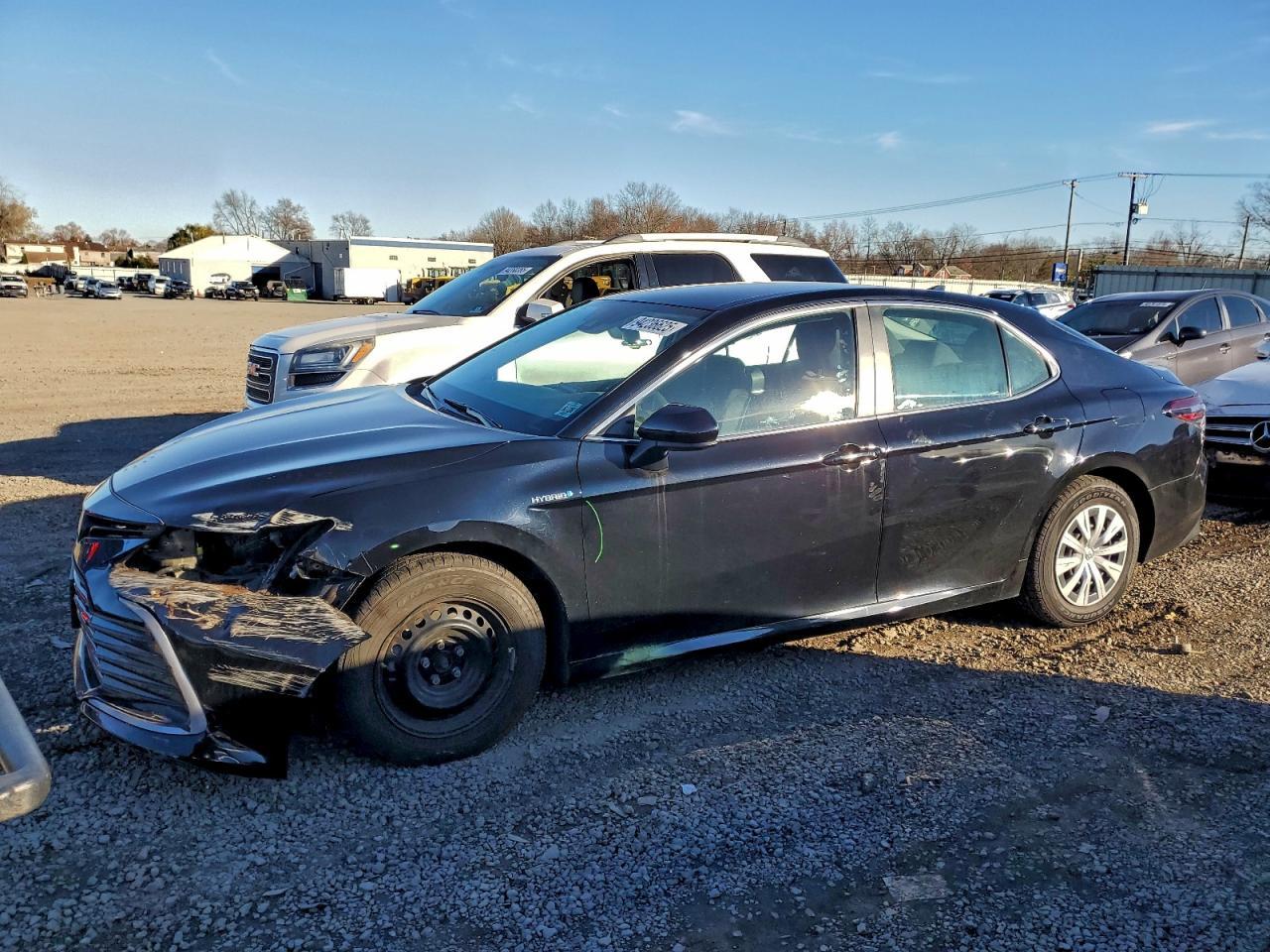 2021 Toyota Camry - zdjęcie główne