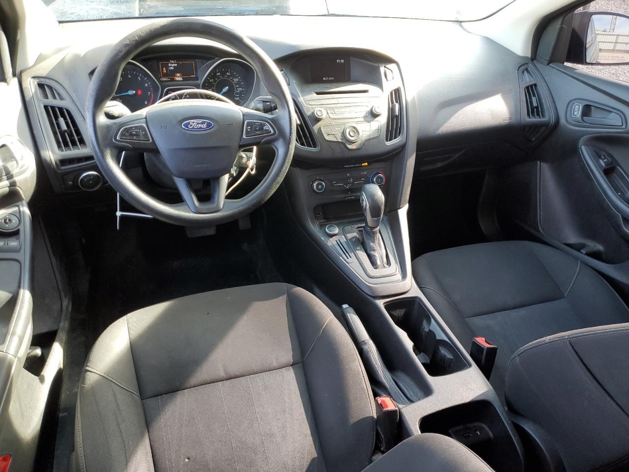 2015 Ford Focus - zdjęcie 8