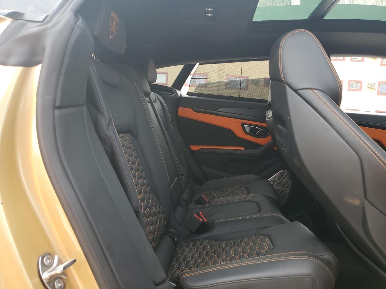 2022 Lamborghini Urus - zdjęcie 11