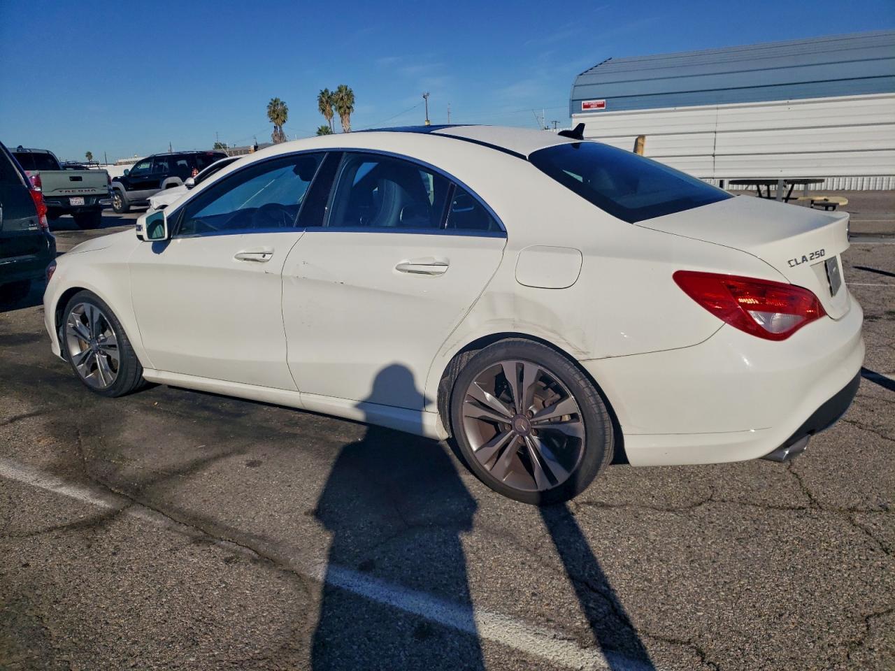 2015 Mercedes-Benz Klasa CLA - zdjęcie 2