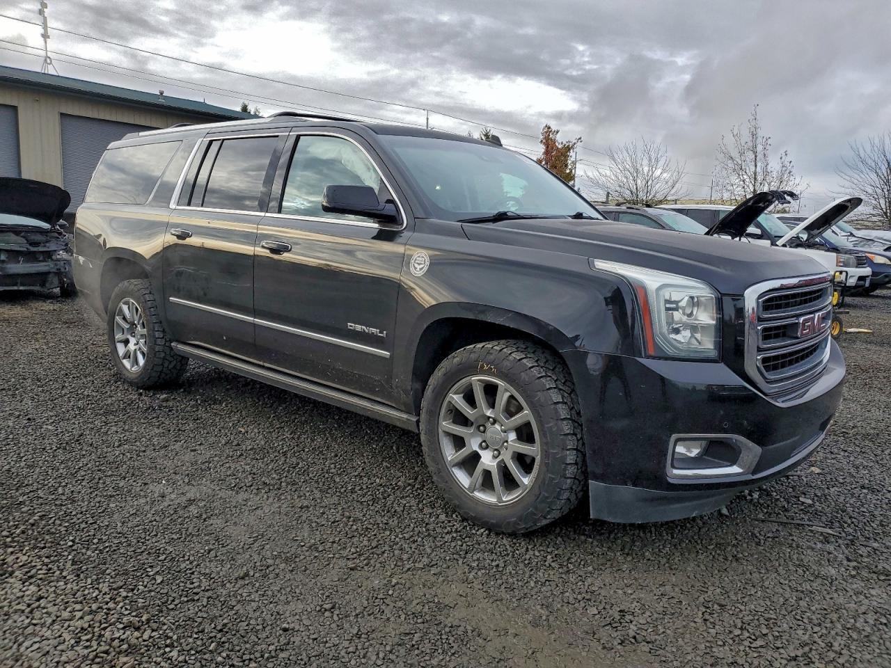 2015 GMC Yukon Xl Denali - zdjęcie 4