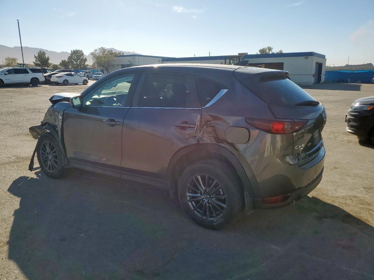 2021 Mazda Cx-5 Touring - zdjęcie 2