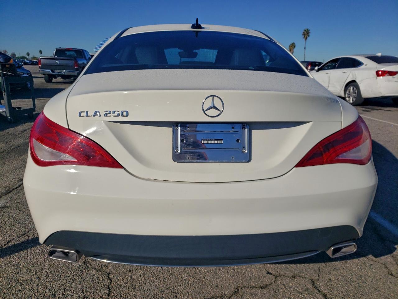 2015 Mercedes-Benz Klasa CLA - zdjęcie 6