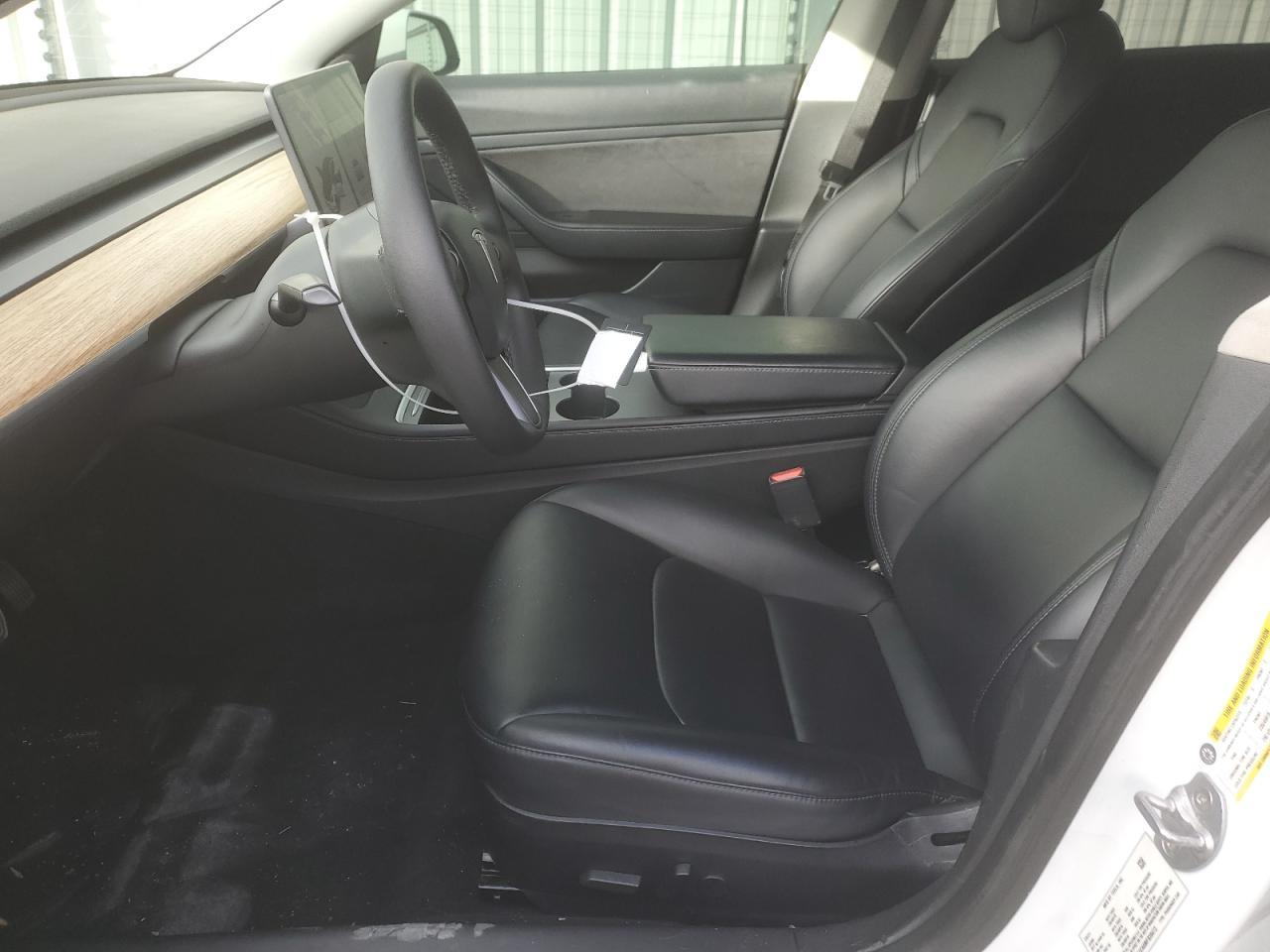 2021 Tesla Model 3 - zdjęcie 7