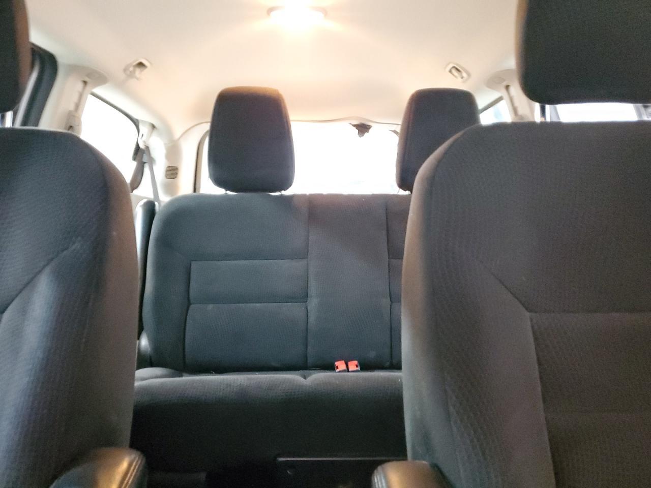 2015 Dodge Caravan - zdjęcie 10