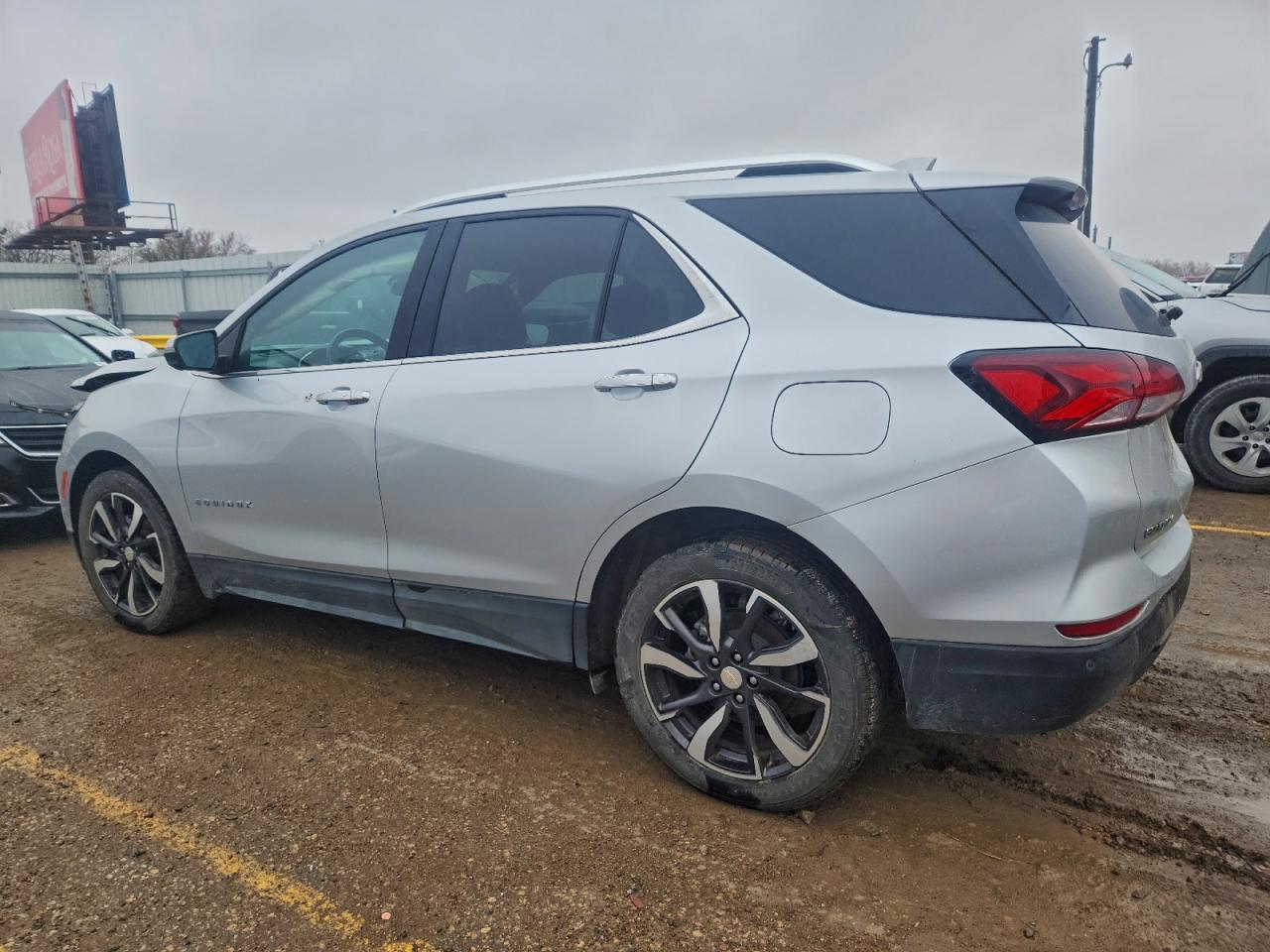 2022 Chevrolet Equinox Premier - zdjęcie 2