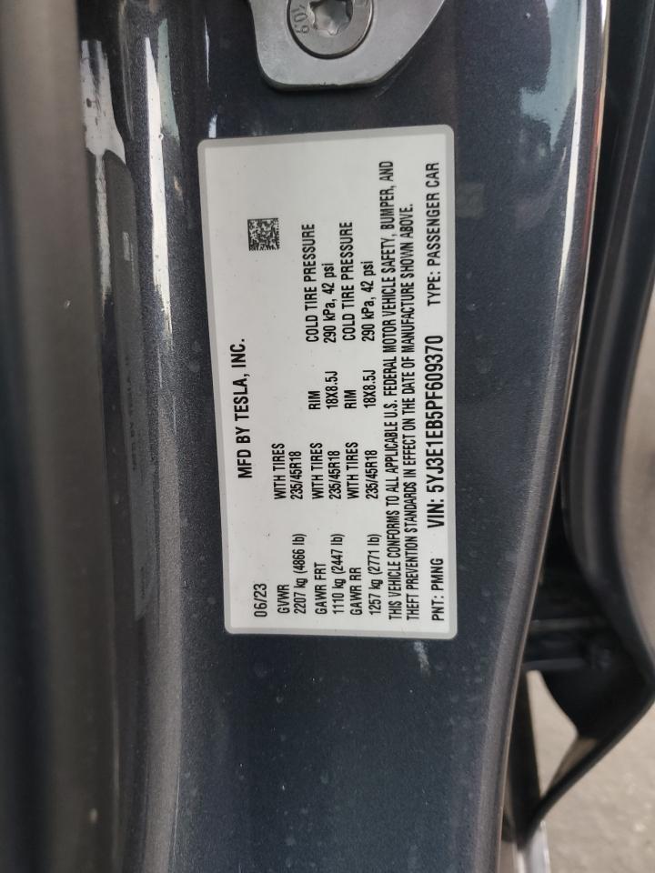 2023 Tesla Model 3 - zdjęcie 13