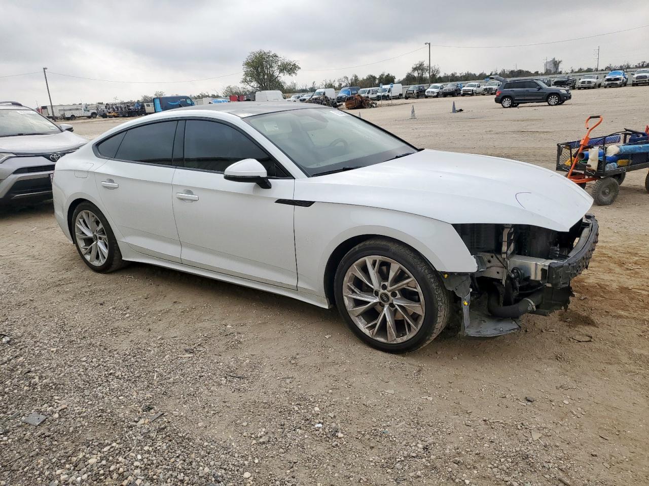 2022 Audi A5 - zdjęcie 4