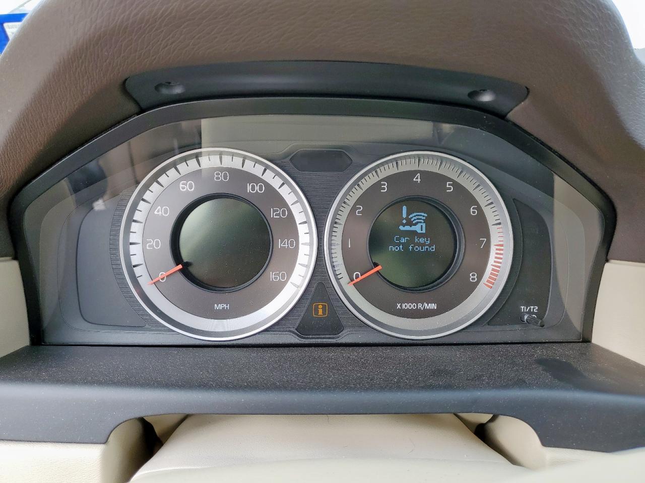 2013 Volvo XC70 - zdjęcie 9