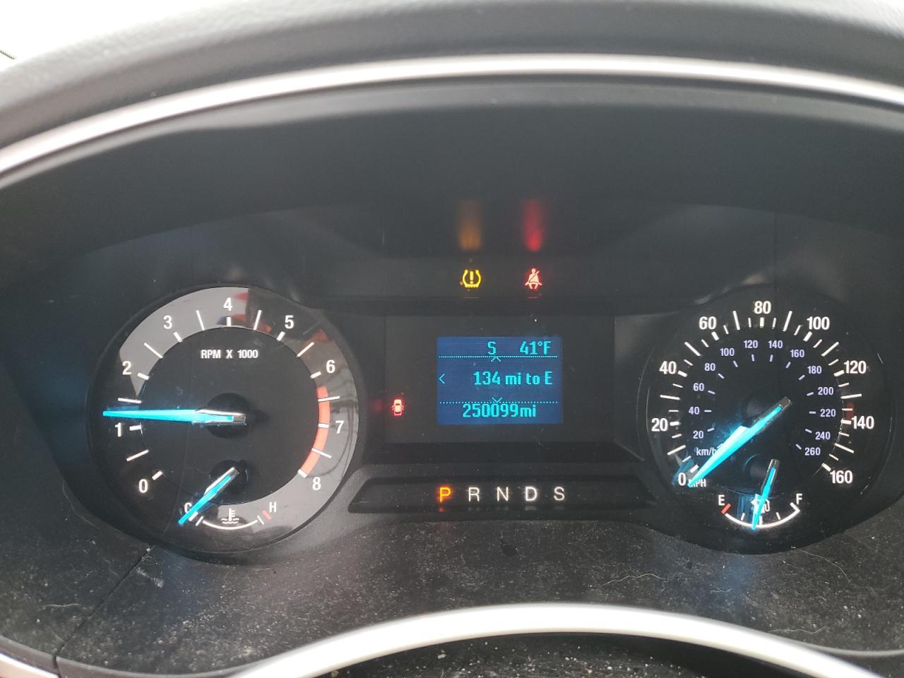 2016 Ford Fusion S - zdjęcie 9