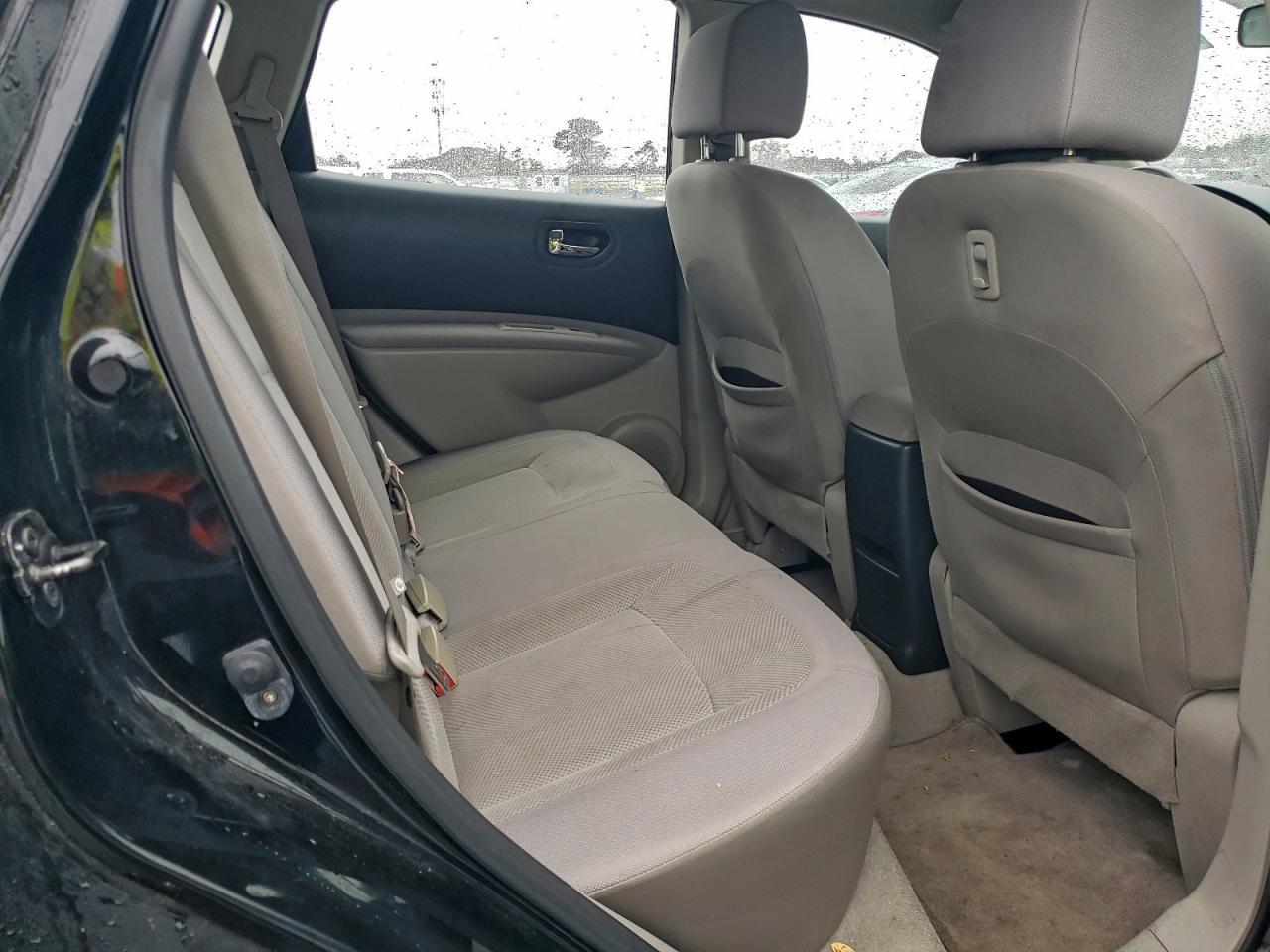 2013 Nissan Rogue S - zdjęcie 11