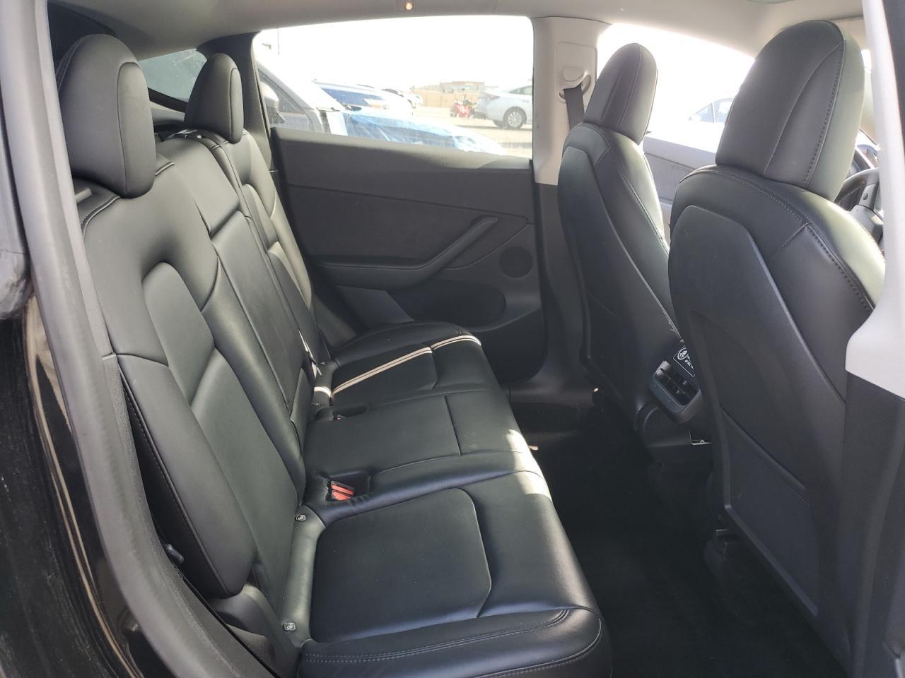 2024 Tesla Y - zdjęcie 11